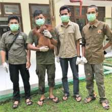 Sapto with the rescue team. Photo courtesy of OIC.