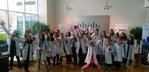 greenlight girls at work!