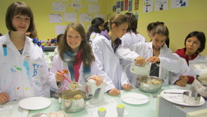 g4g girls in the lab