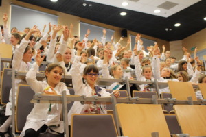 greenlight girls in Krakow show their knowledge!
