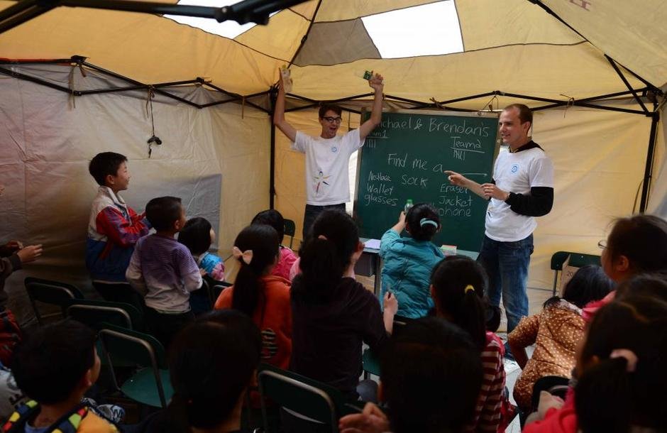 Help the kids affected in the earthquake in China