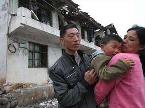 the kids affected in the 7.0 earthquake in China