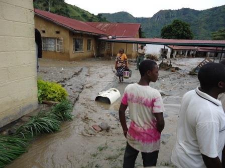 Help 100 families in Kilembe Community recover
