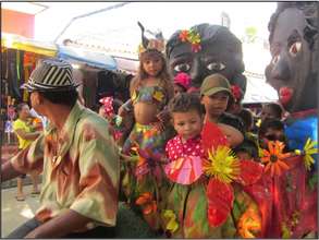Dancing and playing in carnaval!