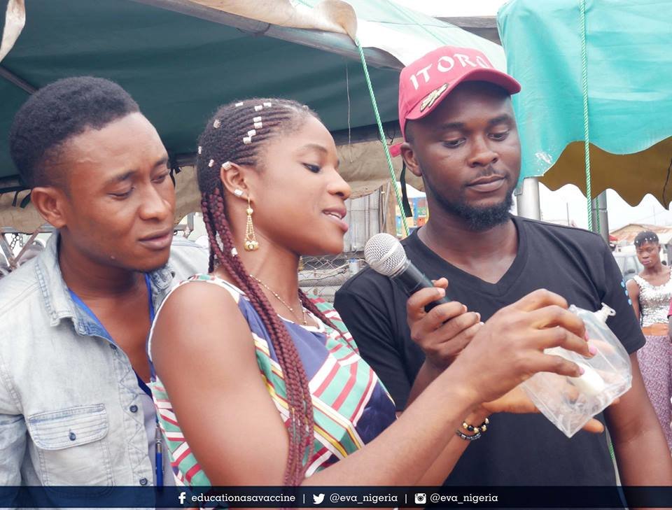 Female condom demonstration by a participant