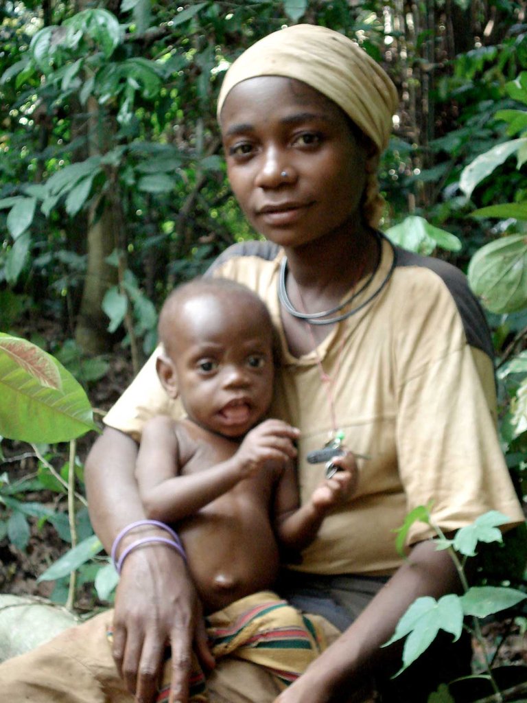 Improving the health of an indigenous Baka village