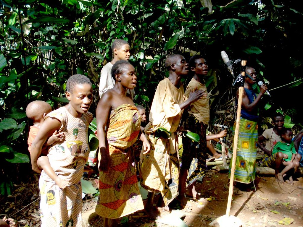 Improving the health of an indigenous Baka village