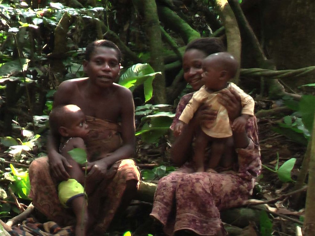 Improving the health of an indigenous Baka village