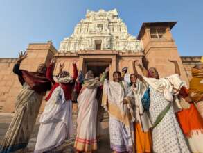 elderly mothers on excursion in joy and abundance