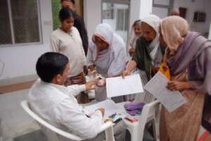 Women get weekly health check ups