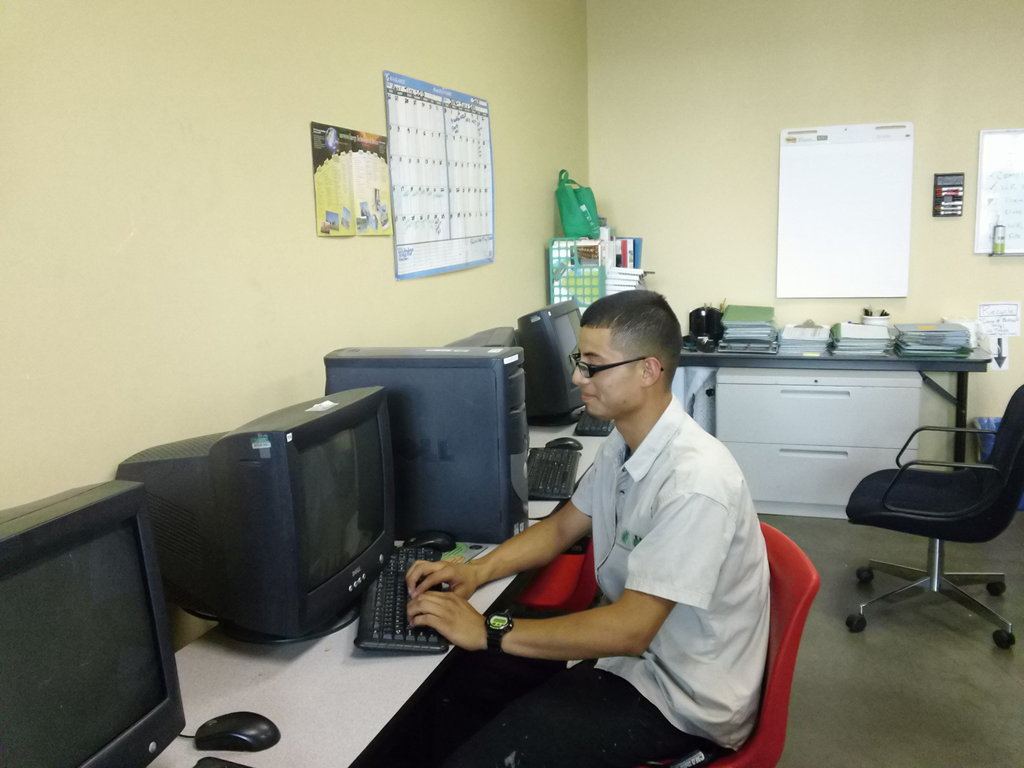 Build Mobile Computer Lab for Job Training Program