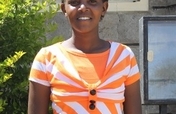 Help Damaris finish school and become a teacher!