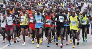 Huge crowd of runners