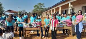 Gift distribution set-up