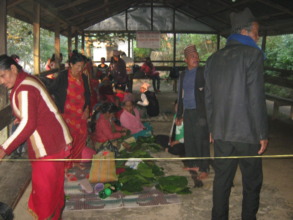 pilgrims at Manakalana temple