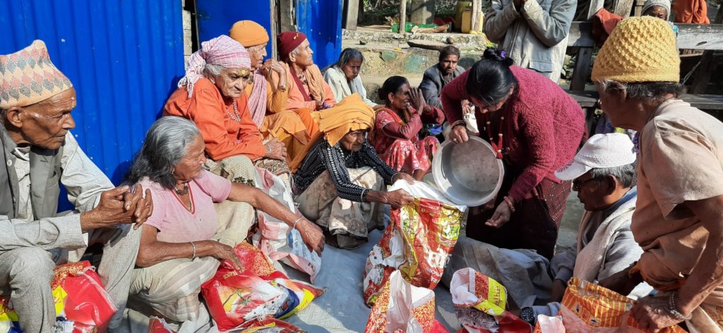 Provide food  for 35 elderly people in Nepal