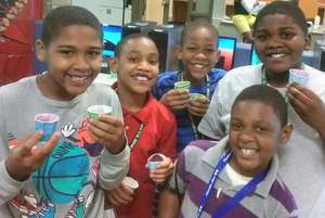GameTech smoothie 'staches