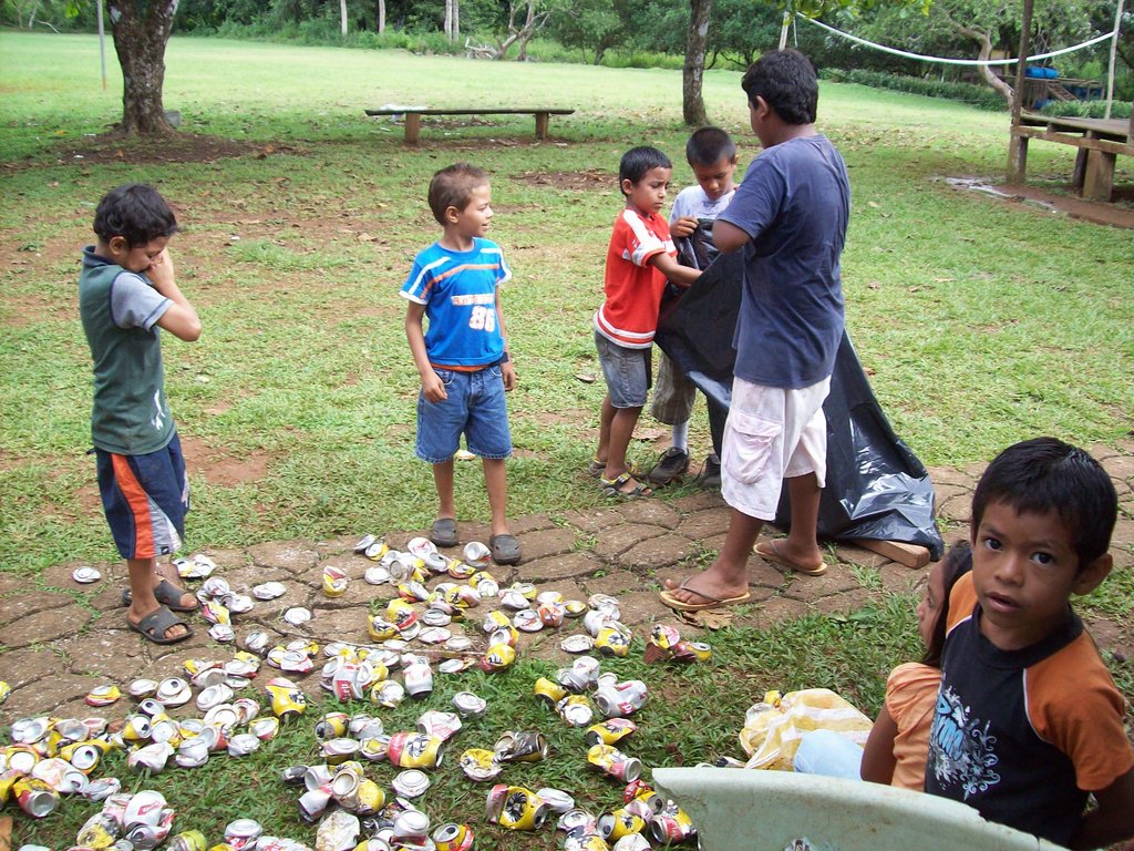 Kids as Forest Guardians in Rural Drake Bay