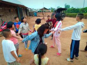 Children playing at Koung Jor