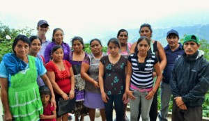 The new beekeepers with Pueblo a Pueblo staff