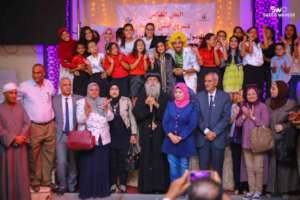 2019 VGP Ceremony attendees pose for a photo.