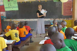 Volunteer Dana B teaching a class