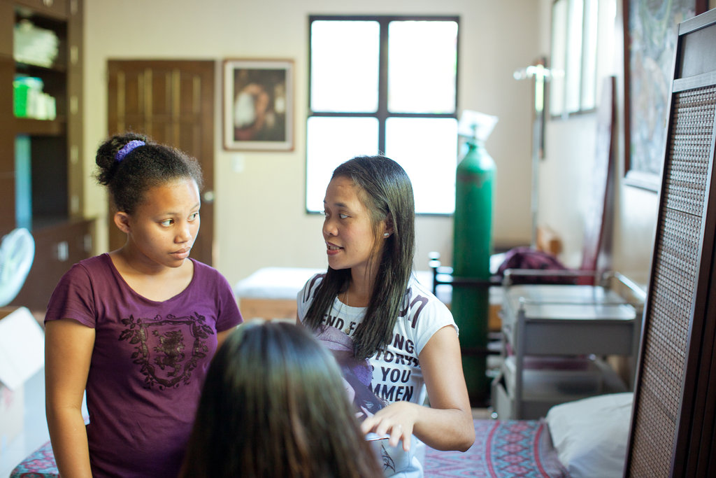 Scholarship for Filipino Midwife Student