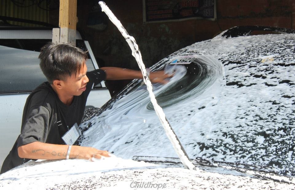 To help more street children to help themselves