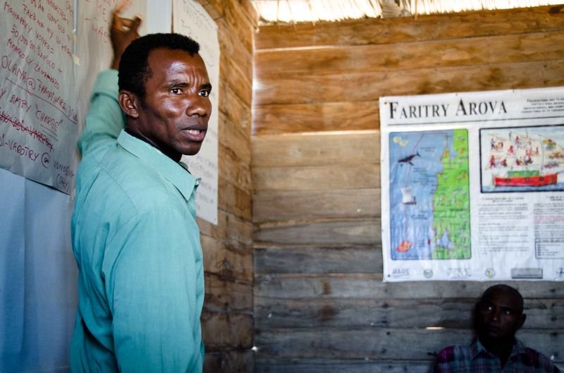 Build resilient and sustainable island communities