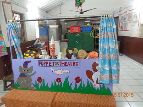 The puppet show in action!