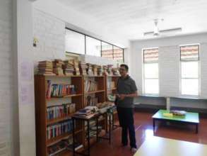 Ramesh visits the school library