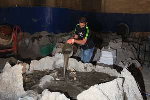 Installation of interior tank design elements