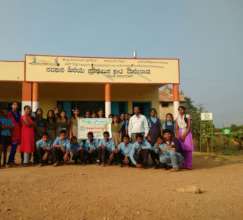 Vidya Poshak student volunteers