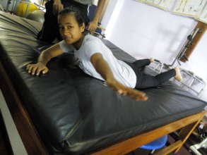 client doing physiotherapy