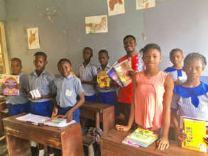 Ife Oluwa students with their new books