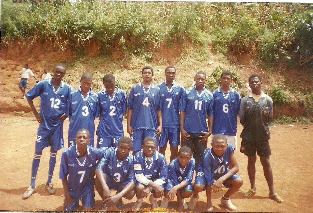 Use football to help 5000 children in Cameroon