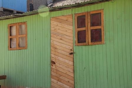 Build homes for families living in extreme poverty