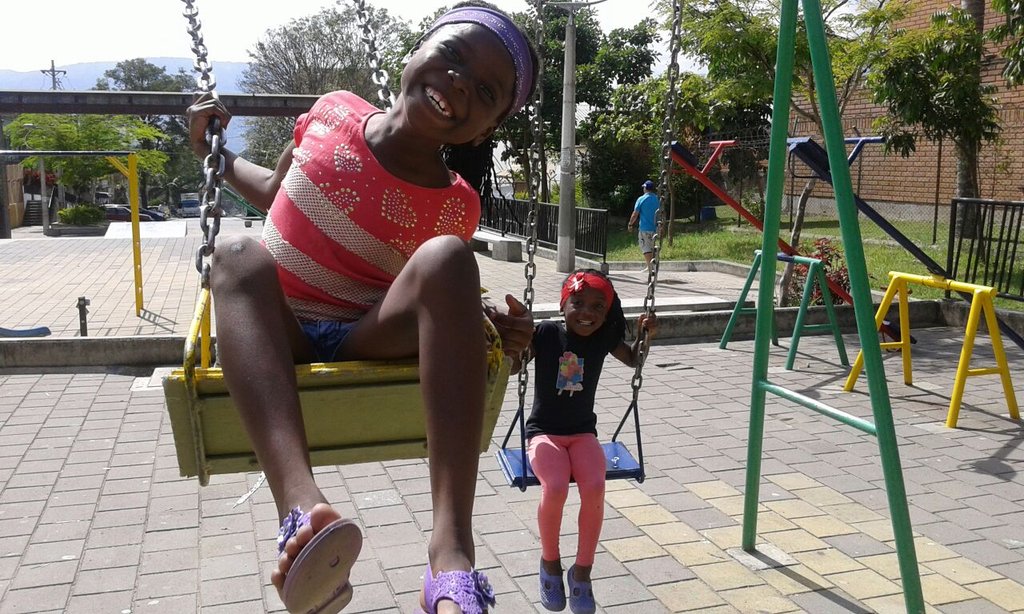 Feed 100 children with malnutrition in Medellin