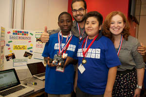 Students and Citizen Teachers at a Google WOW!