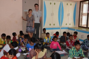 Volunteers_from_USA_spending_time_with_the_Orphans