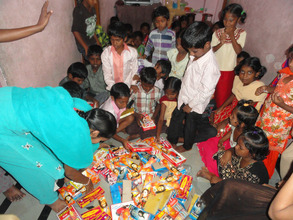 diwali crackers to orphanage children in india
