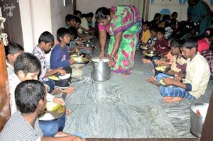 orphanage in kurnool serving meal to the orphans