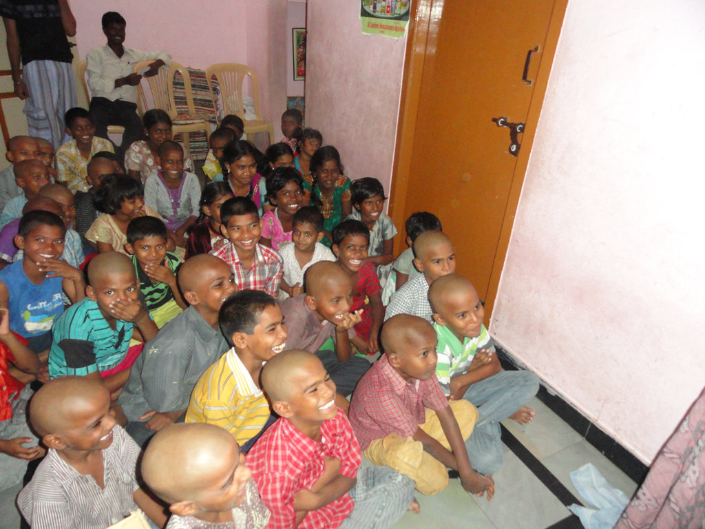 Sponsor food, education, shelter to Orphans India