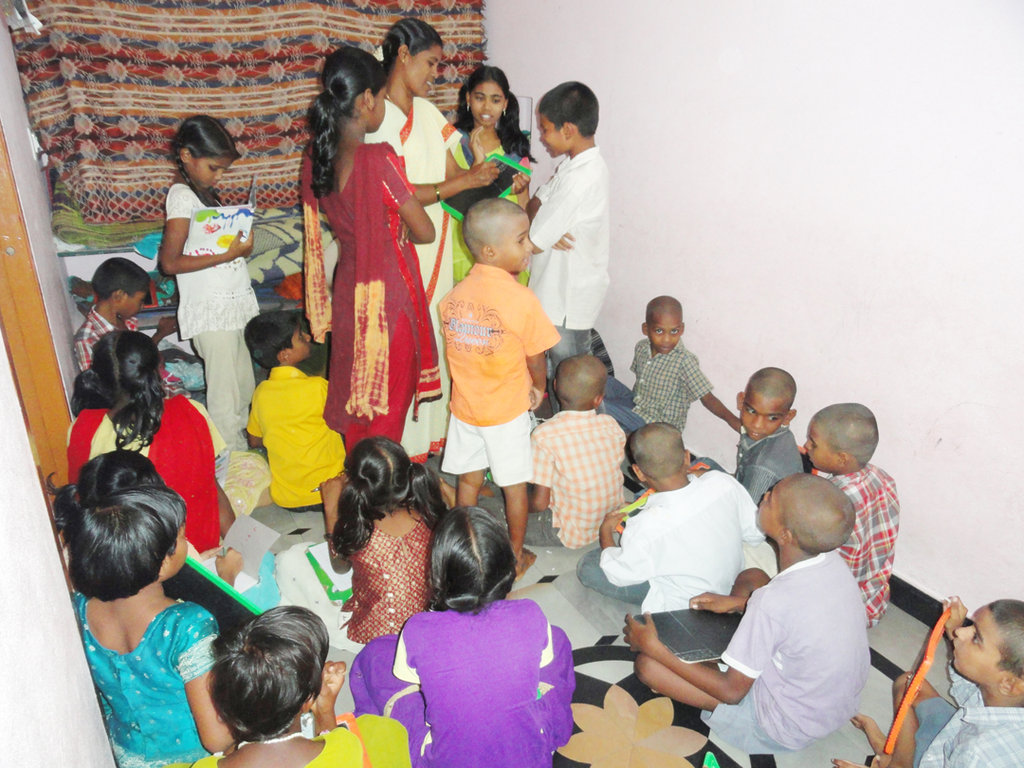 Sponsor food, education, shelter to Orphans India