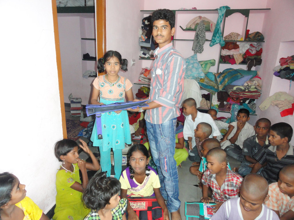 Sponsor food, education, shelter to Orphans India