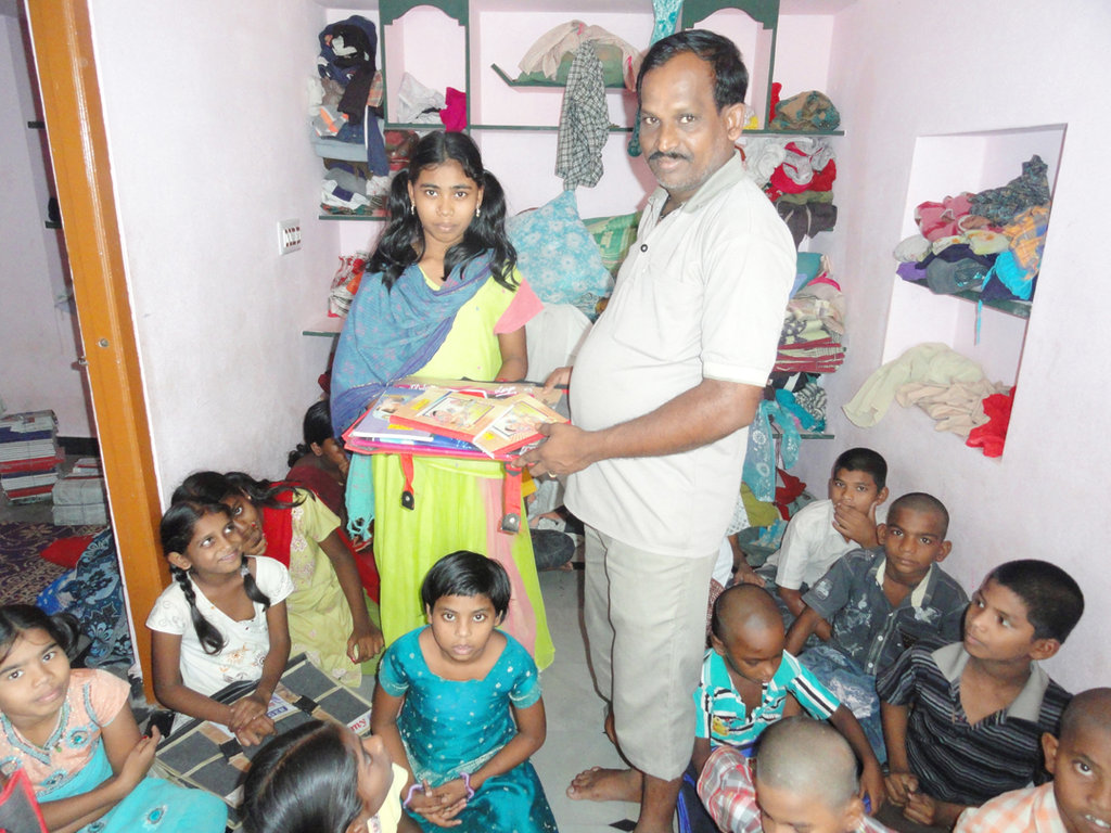 Sponsor food, education, shelter to Orphans India