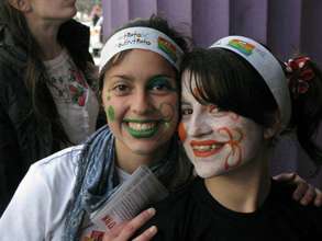 Two youth participants ready to go talk to people!