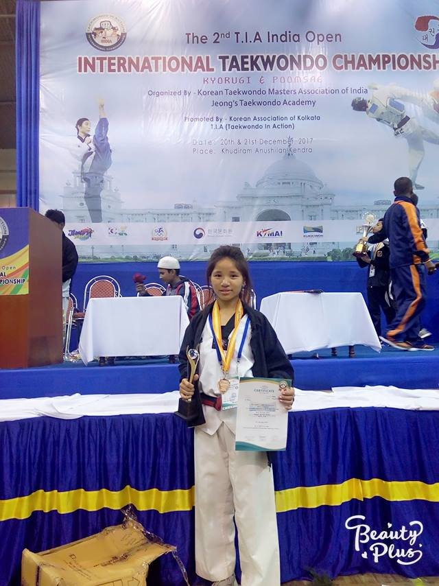 And she wins gold!