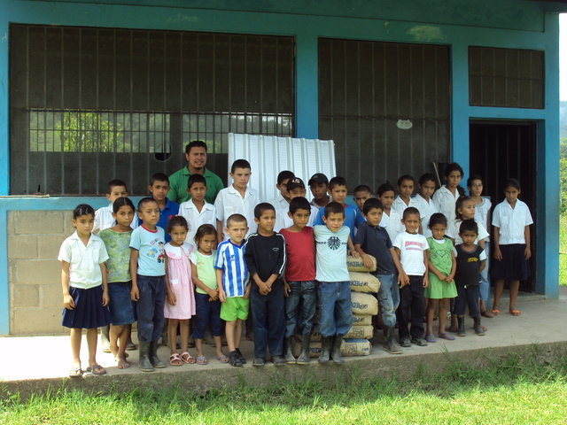 Drinking Water for Poor Schools in Rural Honduras