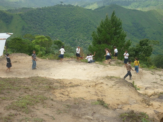 Drinking Water for Poor Schools in Rural Honduras